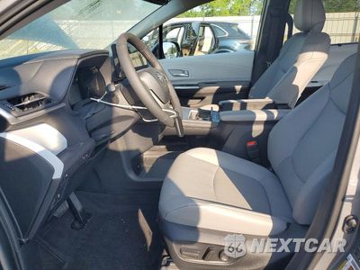 Zdjęcie 7 z 12 samochodu: 2026 TOYOTA SIENNA XLE 7-PASSENGER VIN:5TDYRKEC0TS329158 - miniatura