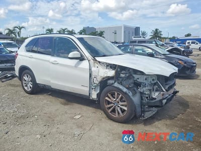 Czwarte zdjęcie samochodu z boku: 2015 BMW X5 XDRIVE35I VIN:5UXKR0C54F0K66540 - miniatura