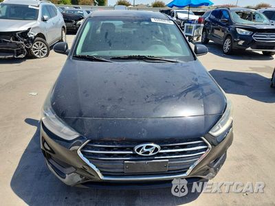 Piąte zdjęcie samochodu w środku: 2018 HYUNDAI ACCENT SE VIN:3KPC24A31JE012139 - miniatura