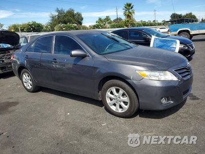Czwarte zdjęcie samochodu z boku: 2011 TOYOTA CAMRY LE VIN:4T1BF3EK2BU624585 - miniatura