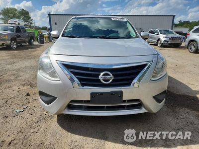 Piąte zdjęcie samochodu w środku: 2017 NISSAN VERSA 1.6 SV VIN:3N1CN7APXHL810952 - miniatura