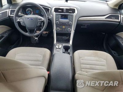 Zdjęcie 8 z 12 samochodu: 2017 FORD FUSION S VIN:3FA6P0G7XHR218988 - miniatura