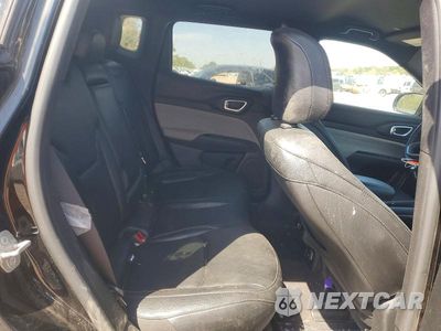 Zdjęcie 11 z 13 samochodu: 2024 JEEP COMPASS LATITUDE LUX VIN:3C4NJDFN2RT169109 - miniatura