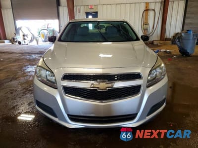 Piąte zdjęcie samochodu w środku: 2013 CHEVROLET MALIBU LS VIN:1G11B5SA4DF300640 - miniatura