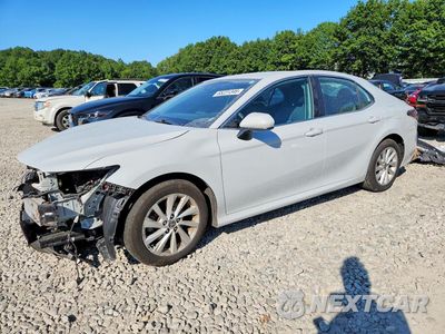 2022 TOYOTA CAMRY LE 4T1C11BK8NU049165 - główne zdjęcie licytacji z USA - miniatura