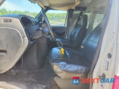 Zdjęcie 7 z 12 samochodu: 2001 DODGE RAM VAN B2500 VIN:2B7JB21Y61K517947 - miniatura