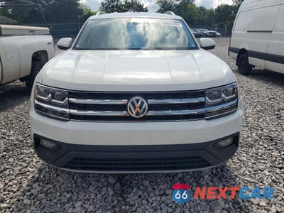 Piąte zdjęcie samochodu w środku: 2018 VOLKSWAGEN ATLAS SE VIN:1V2CR2CA0JC521771 - miniatura