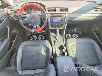 Zdjęcie 8 z 12 samochodu: 2015 VOLKSWAGEN PASSAT S VIN:1VWAS7A30FC116934 - miniatura