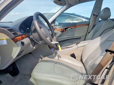Zdjęcie 7 z 12 samochodu: 2005 MERCEDES-BENZ E 320 VIN:WDBUF65J25A635662 - miniatura