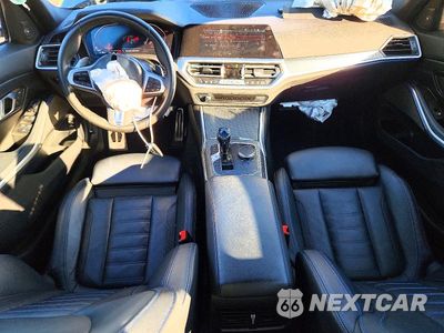 Zdjęcie 8 z 12 samochodu: 2019 BMW 330XI VIN:WBA5R7C52KAJ86064 - miniatura