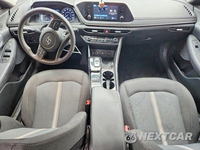 Zdjęcie 8 z 12 samochodu: 2021 HYUNDAI SONATA SE VIN:5NPEG4JA1MH114663 - miniatura