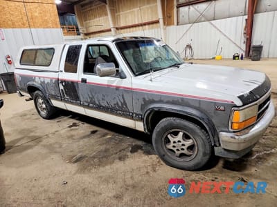 Czwarte zdjęcie samochodu z boku: 1995 DODGE DAKOTA VIN:1B7GL23X1SS140706 - miniatura