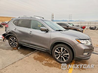 Czwarte zdjęcie samochodu z boku: 2018 NISSAN ROGUE SL VIN:JN8AT2MT6JW486425 - miniatura