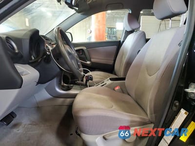 Zdjęcie 7 z 13 samochodu: 2008 TOYOTA RAV4 BASE VIN:JTMBK33V886048334 - miniatura