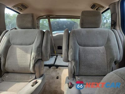 Zdjęcie 10 z 13 samochodu: 2005 TOYOTA SIENNA CE 7 PASSENGER VIN:5TDZA23C65S336472 - miniatura