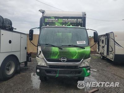 Piąte zdjęcie samochodu w środku: 2017 HINO 195 - BOX TRUCK VIN:JHHSDM2H5HK004825 - miniatura