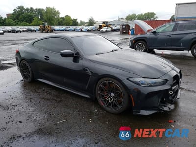 Czwarte zdjęcie samochodu z boku: 2022 BMW M4 COMPETITION VIN:WBS43AZ05NCL01251 - miniatura