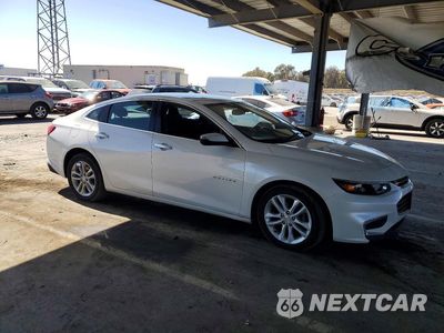 Czwarte zdjęcie samochodu z boku: 2018 CHEVROLET MALIBU LT VIN:1G1ZD5STXJF127698 - miniatura