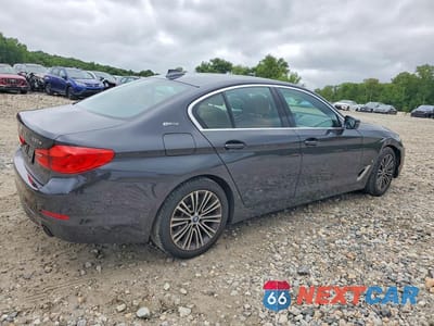 Trzecie zdjęcie samochodu z tyłu: 2019 BMW 530XE VIN:WBAJB1C54KB375213 - miniatura