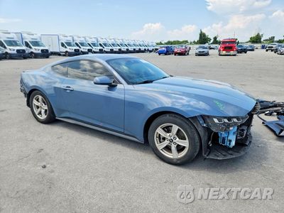 Czwarte zdjęcie samochodu z boku: 2024 FORD MUSTANG VIN:1FA6P8TH2R5114898 - miniatura