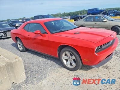 Czwarte zdjęcie samochodu z boku: 2010 DODGE CHALLENGER SE VIN:2B3CJ4DV9AH260984 - miniatura