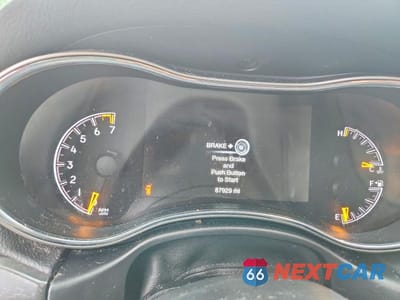 Zdjęcie 9 z 12 samochodu: 2018 JEEP GRAND CHEROKEE LAREDO VIN:1C4RJEAG0JC460241 - miniatura