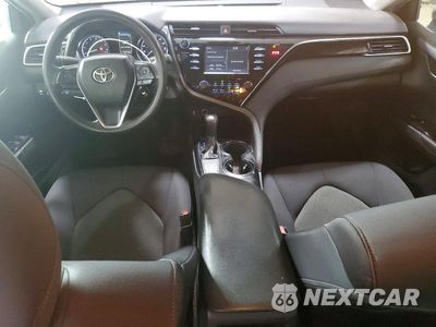 Zdjęcie 8 z 12 samochodu: 2018 TOYOTA CAMRY LE VIN:4T1B11HK0JU089088 - miniatura