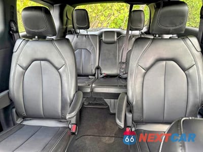 Zdjęcie 10 z 15 samochodu: 2025 CHRYSLER PACIFICA SELECT VIN:2C4RC1BG8SR512113 - miniatura