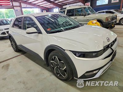 Czwarte zdjęcie samochodu z boku: 2022 HYUNDAI IONIQ 5 SE VIN:KM8KMDAF7NU086796 - miniatura