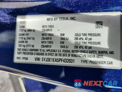 Zdjęcie 12 z 12 samochodu: 2023 TESLA MODEL 3 VIN:5YJ3E1EA5PF433931 - miniatura