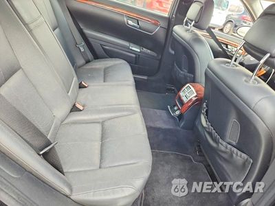 Zdjęcie 10 z 13 samochodu: 2008 MERCEDES-BENZ S 550 VIN:WDDNG71X38A219987 - miniatura