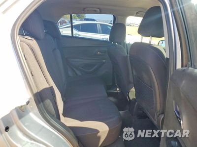 Zdjęcie 10 z 13 samochodu: 2020 CHEVROLET TRAX LS VIN:3GNCJKSB8LL286098 - miniatura