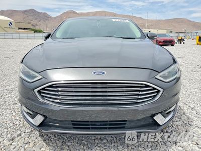 Piąte zdjęcie samochodu w środku: 2018 FORD FUSION TITANIUM/PLATINUM PHEV VIN:3FA6P0SU7JR257394 - miniatura