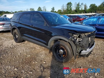 Czwarte zdjęcie samochodu z boku: 2021 FORD EXPLORER POLICE INTERCEPTOR VIN:1FM5K8AB8MGA43864 - miniatura