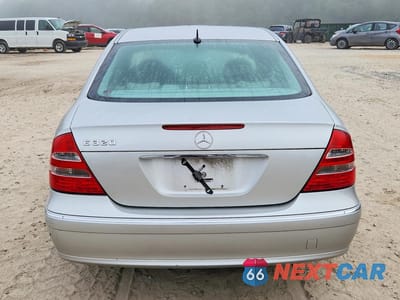 Zdjęcie 6 z 12 samochodu: 2004 MERCEDES-BENZ E 320 VIN:WDBUF65J24A454902 - miniatura