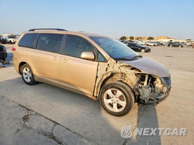 Czwarte zdjęcie samochodu z boku: 2011 TOYOTA SIENNA LE VIN:5TDKK3DC1BS023263 - miniatura