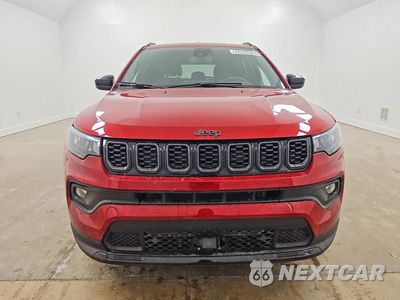 Piąte zdjęcie samochodu w środku: 2026 JEEP COMPASS LATITUDE VIN:3C4NJDBN5TT161390 - miniatura