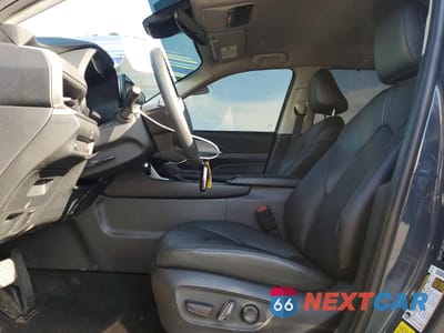 Zdjęcie 7 z 13 samochodu: 2024 TOYOTA GRAND HIGHLANDER HYBRID XLE VIN:5TDACAB57RS012330 - miniatura