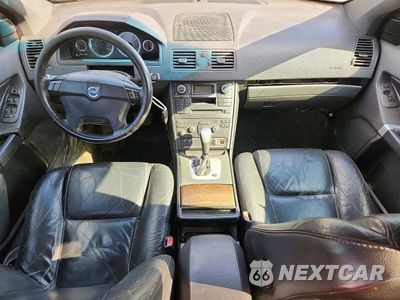 Zdjęcie 8 z 14 samochodu: 2010 VOLVO XC90 3.2 VIN:YV4982CZXA1536291 - miniatura