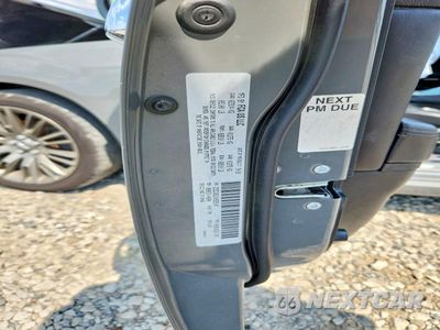 Zdjęcie 12 z 12 samochodu: 2019 CHRYSLER 300 LIMITED VIN:2C3CCAEG1KH528147 - miniatura