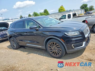 Czwarte zdjęcie samochodu z boku: 2019 LINCOLN NAUTILUS RESERVE VIN:2LMPJ8LP3KBL48122 - miniatura