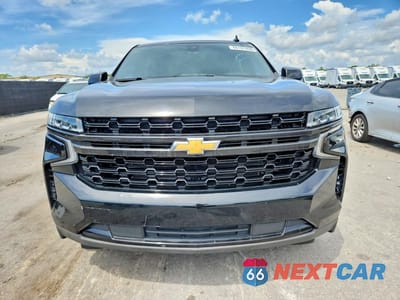 Piąte zdjęcie samochodu w środku: 2021 CHEVROLET SUBURBAN C1500 LS VIN:1GNSCBKD2MR217179 - miniatura