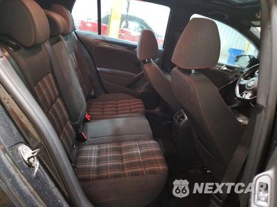 Zdjęcie 10 z 12 samochodu: 2011 VOLKSWAGEN GTI VIN:WVWHV7AJ8BW314743 - miniatura
