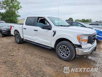 Czwarte zdjęcie samochodu z boku: 2021 FORD F150 SUPERCREW VIN:1FTFW1E59MKD11097 - miniatura