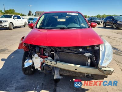 Piąte zdjęcie samochodu w środku: 2015 NISSAN VERSA 1.6 SV VIN:3N1CN7AP0FL898990 - miniatura