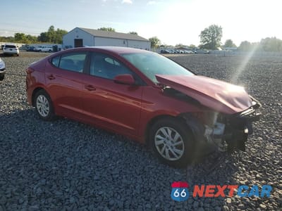 Czwarte zdjęcie samochodu z boku: 2017 HYUNDAI ELANTRA SE VIN:5NPD74LF6HH132862 - miniatura