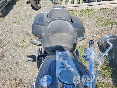 Piąte zdjęcie samochodu w środku: 2005 HARLEY-DAVIDSON FLHRCI VIN:1HD1FRW1X5Y668404 - miniatura
