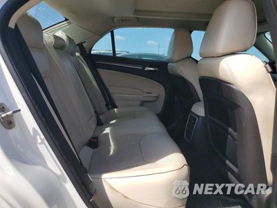 Zdjęcie 10 z 12 samochodu: 2015 CHRYSLER 300C VIN:2C3CCAEG6FH760457 - miniatura