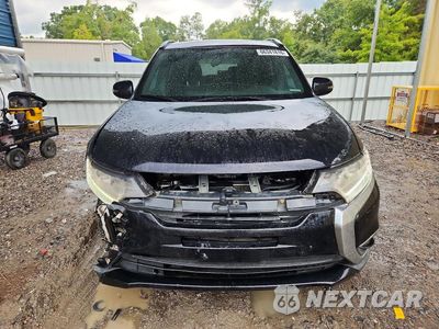 Piąte zdjęcie samochodu w środku: 2018 MITSUBISHI OUTLANDER SE VIN:JA4AD3A31JZ030912 - miniatura