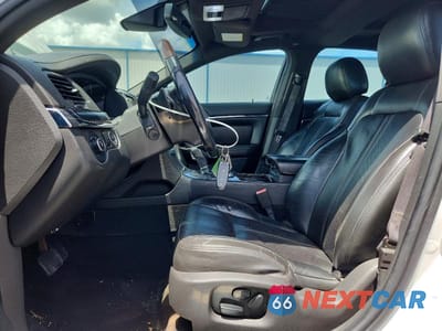 Zdjęcie 7 z 12 samochodu: 2013 LINCOLN MKS VIN:1LNHL9EK8DG616370 - miniatura